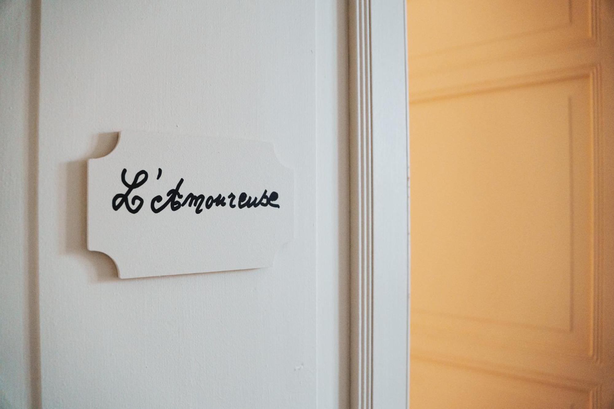 Maison D'Hotes De Charme "La Belle Dame Sans Regrets" Talairan Exteriér fotografie